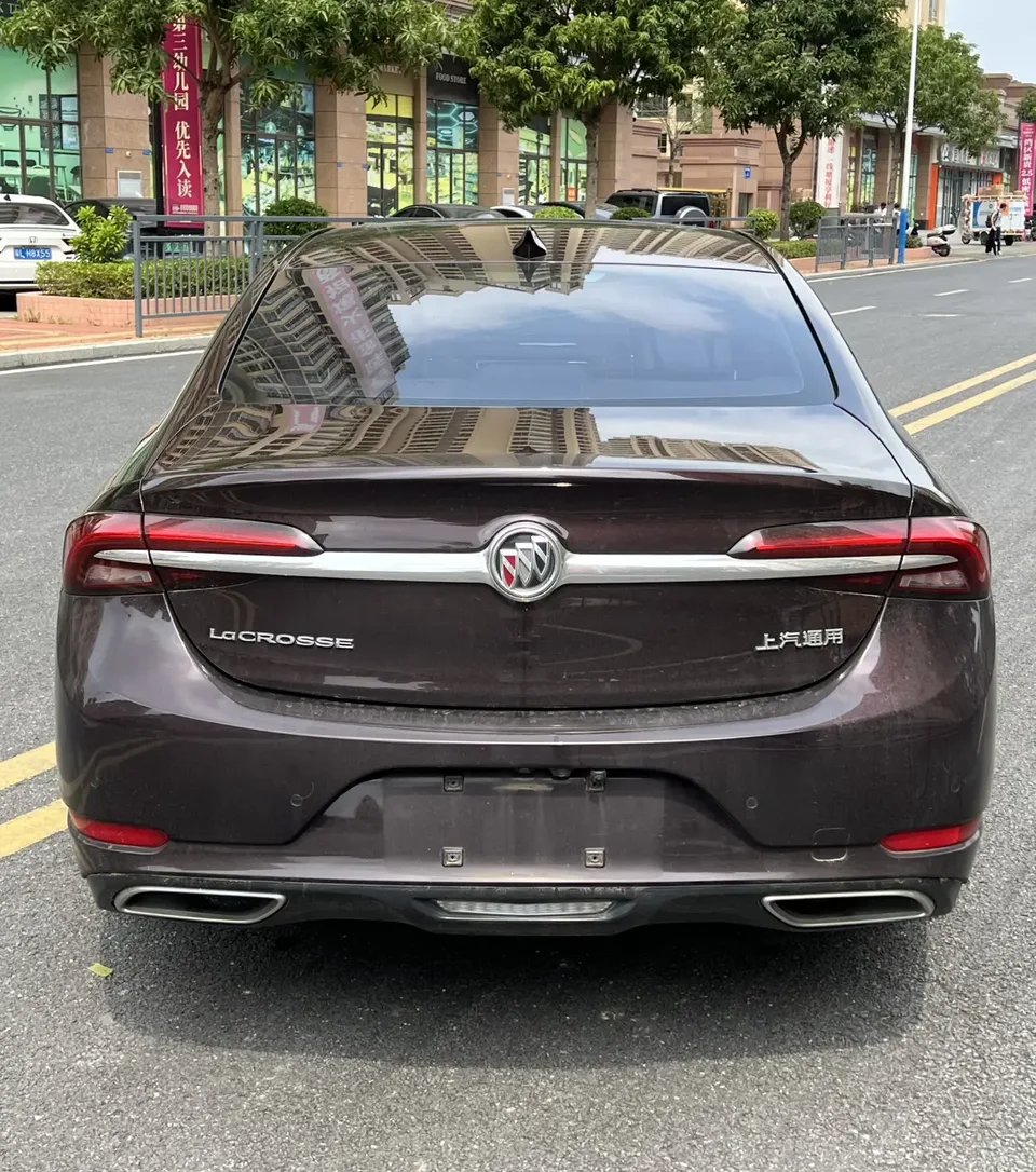 Buick LaCrosse LaCrosse 2022 Aivia 2.0T Early Access Model 2022 — миниатюра 2