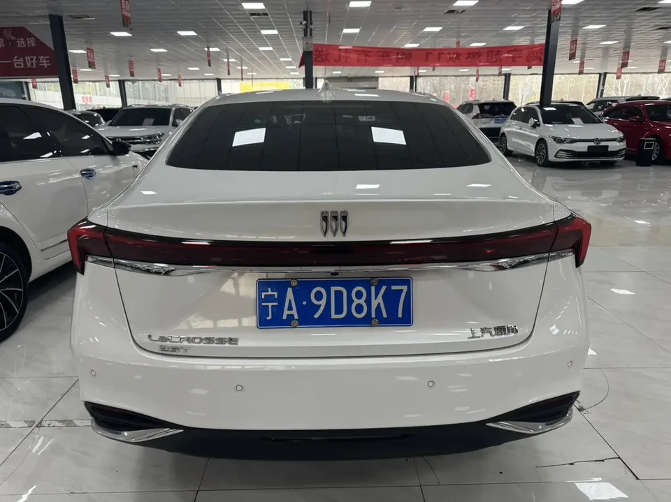 Buick LaCrosse 25T CVT crossover version 2023 — миниатюра 2