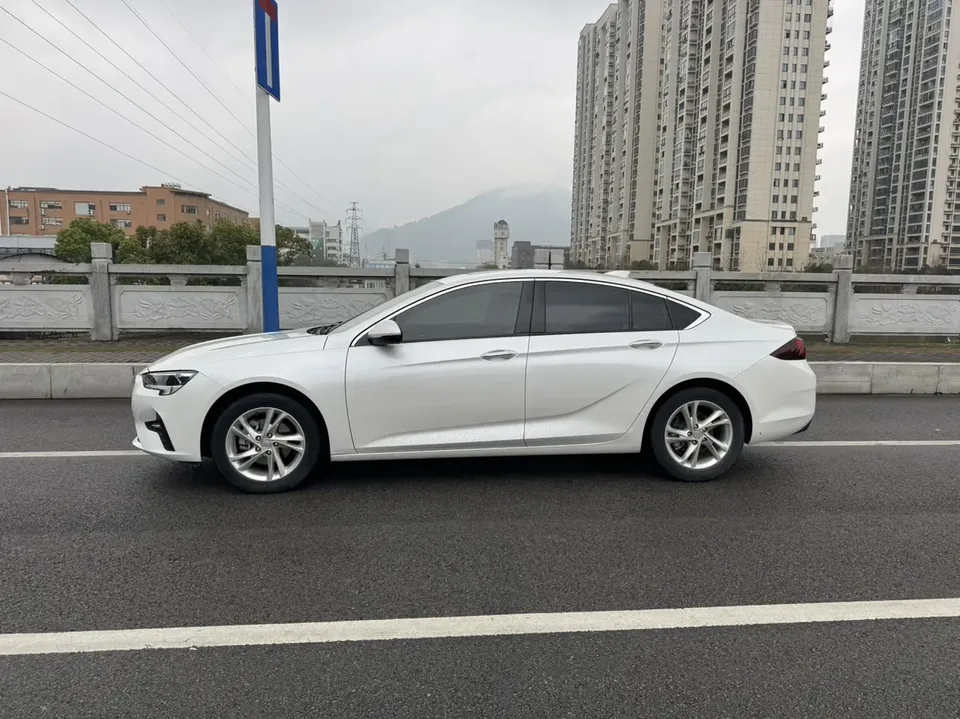 Buick Majesty 552T Smart Edition 2023 — миниатюра 4