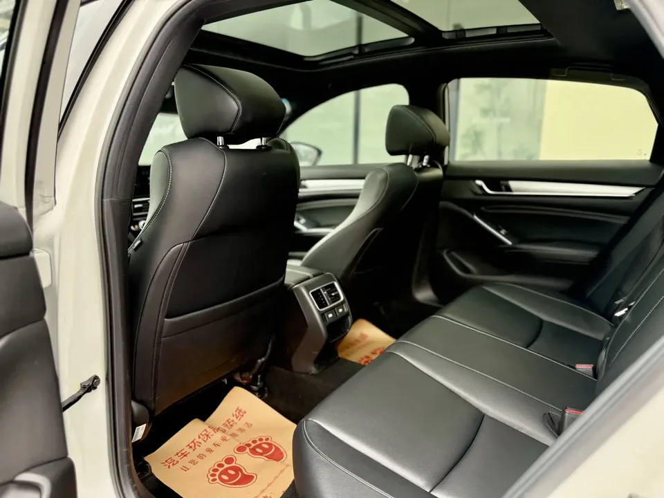 Honda Inspire Inship 2022 260TURBO Exquisite Edition 2022 — миниатюра 3