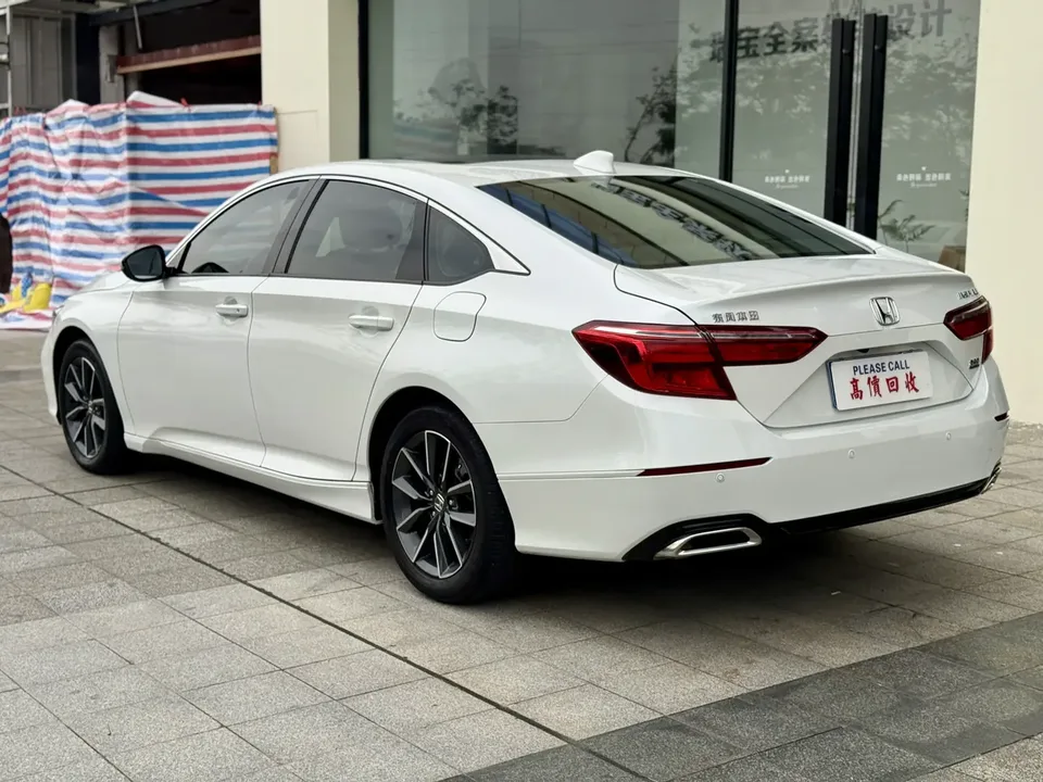 Honda Inspire Inship 2022 260TURBO Exquisite Edition 2022 — миниатюра 4