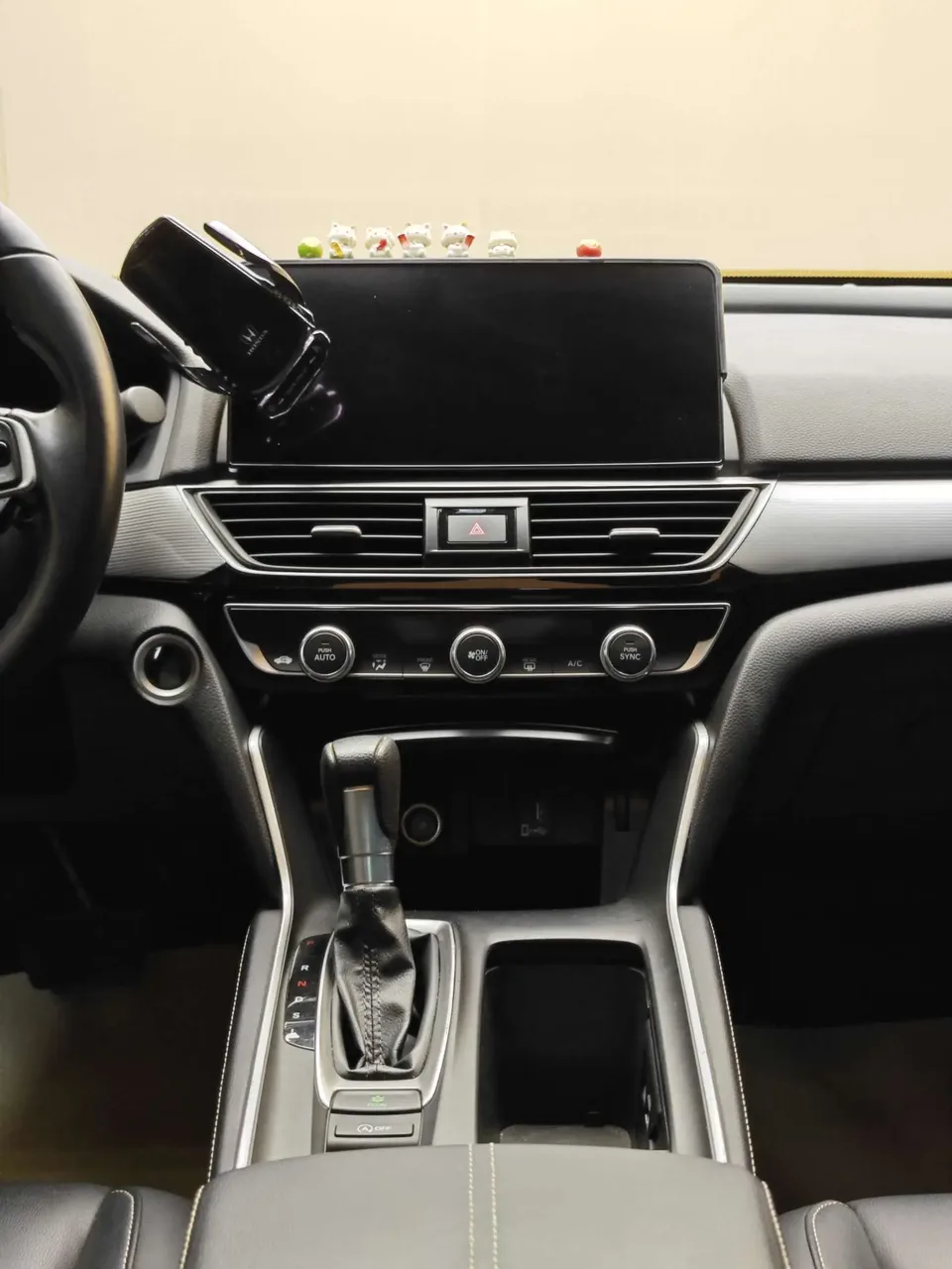Honda Inspire Inship 2022 260TURBO Exquisite Edition 2023 — миниатюра 5