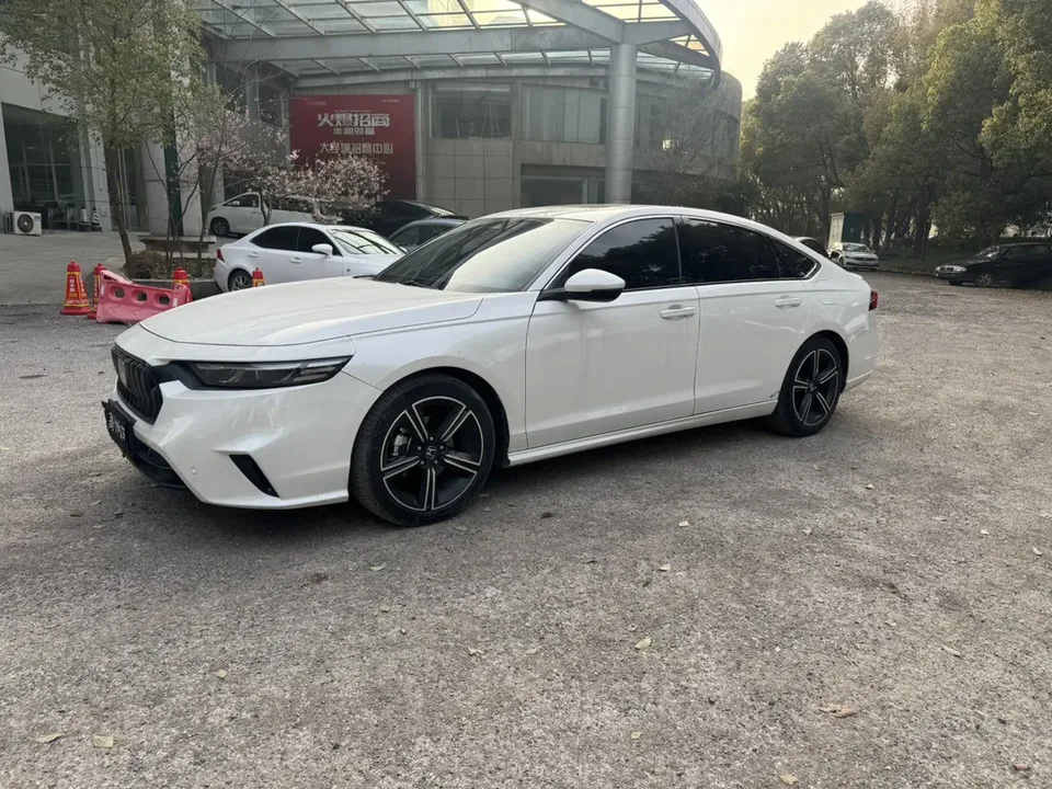Honda Inspire 2024