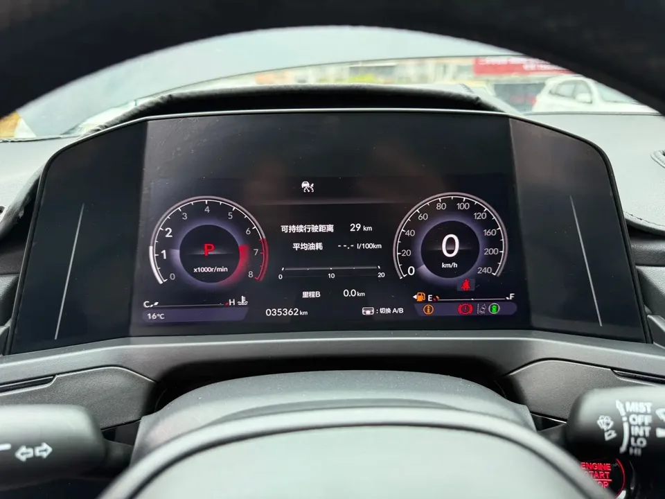 Honda Inspire 260TURBO Elite Edition 2024 — миниатюра 3