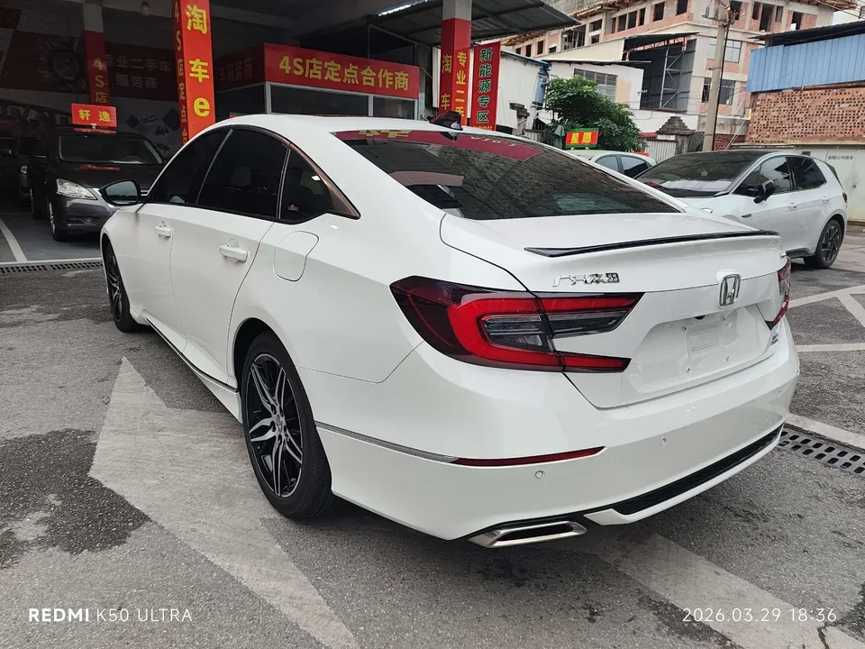 Honda Accord 2022 Accord 260TURBO Fantasy Night Premium Edition 2022 — миниатюра 2