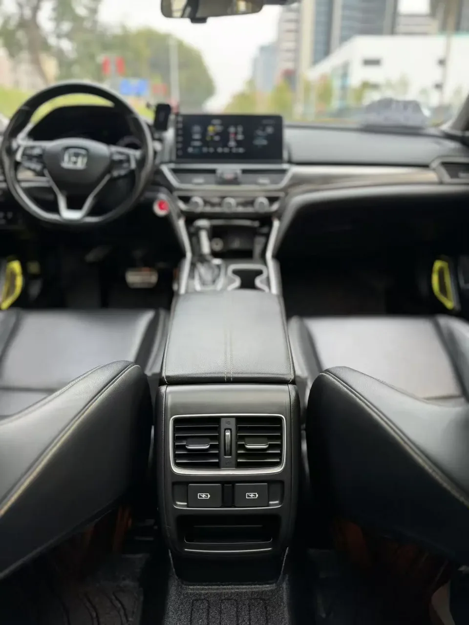 Honda Accord 2022 Accord 260TURBO Fantasy Night Premium Edition 2023 — миниатюра 4