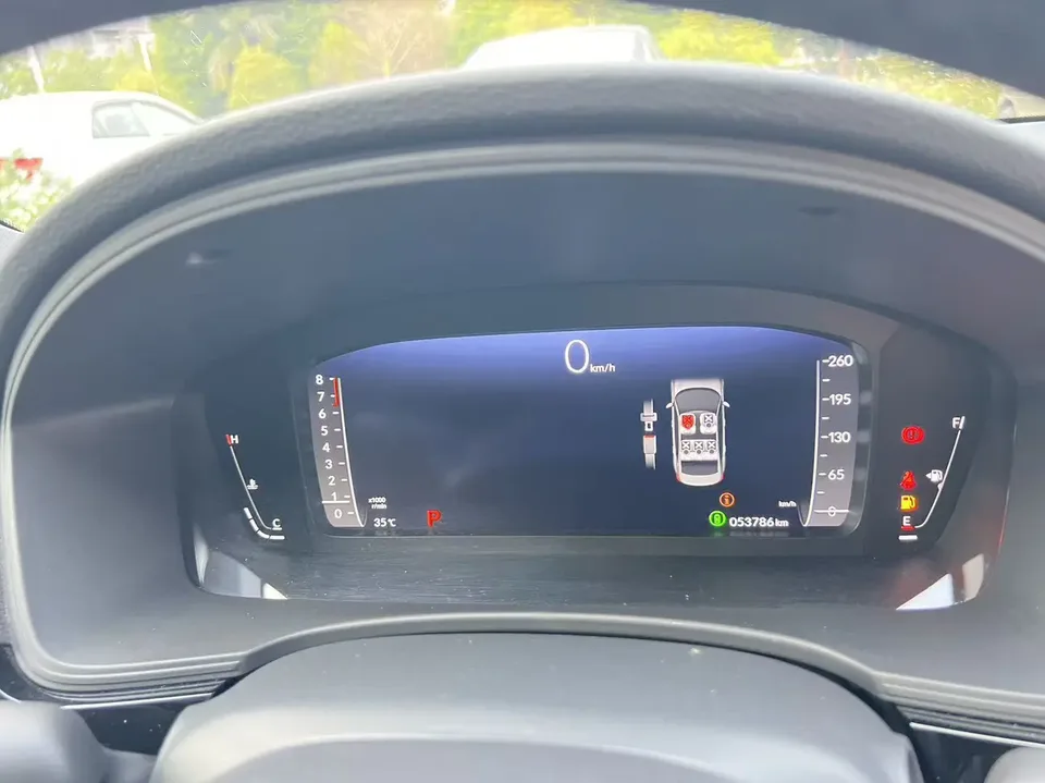 Honda CIVIC 2022 Civic 240TURBO CVT Ignition Edition 2023 — миниатюра 5