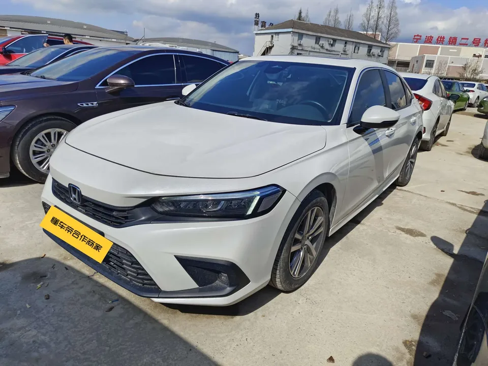 Honda CIVIC 2024