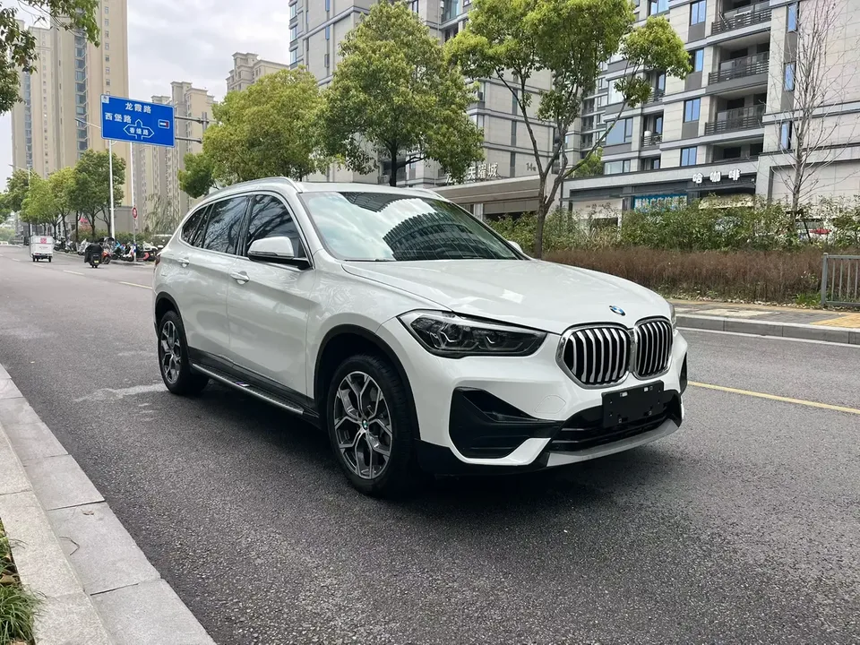 BMW X1 BMW X1 2022 sDrive25Li Leading Edition 2022 — миниатюра 3
