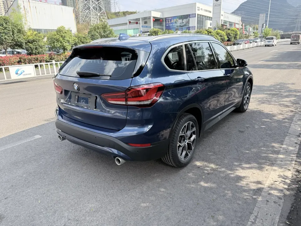 BMW X1 BMW X1 2021 sDrive25Li Leading Edition 2022 — миниатюра 2