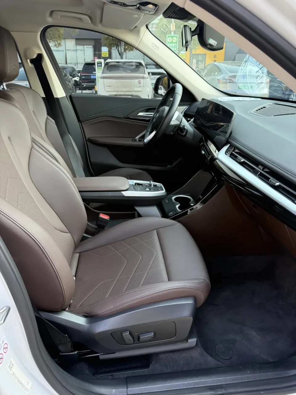 BMW X1 BMW X1 2023 sDrive25Li X Design Package 2024 — thumbnail 5