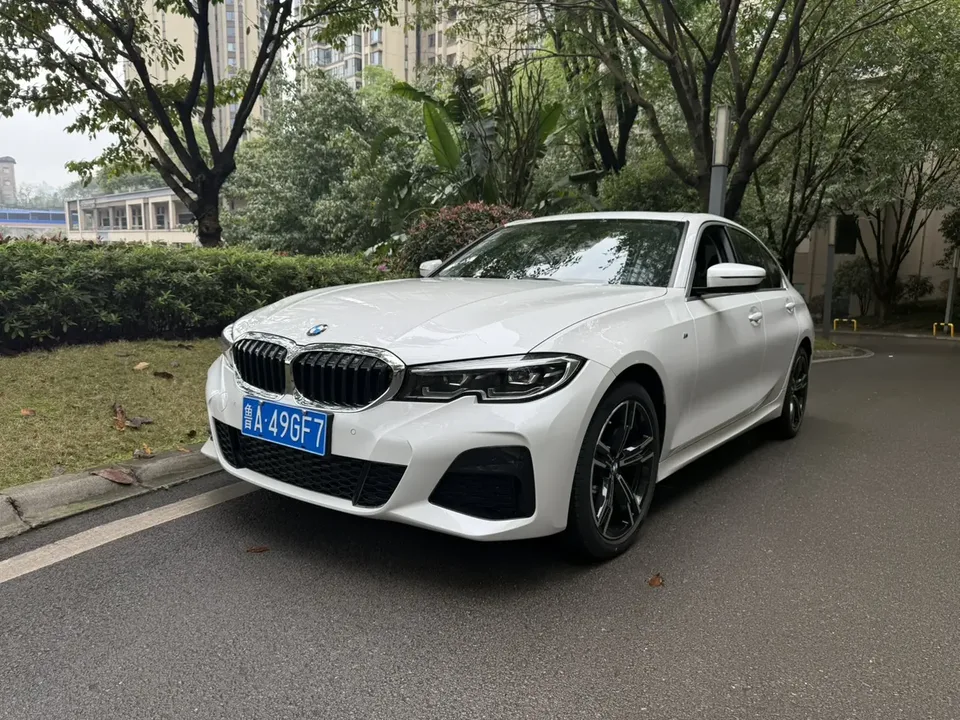 BMW 3 Series 2022