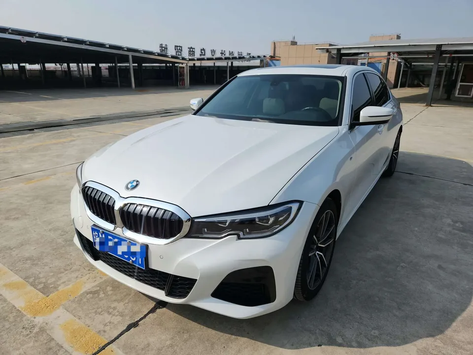 BMW 3 Series 2022