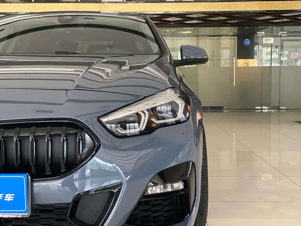 BMW 2 Series 225i 4-Door Coupe M Sport Night Edition 2023 — миниатюра 3