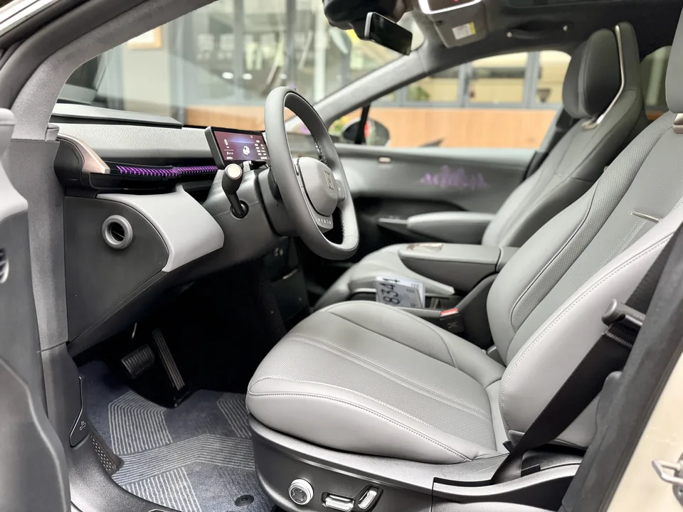 Zeekr X ZEEKR X 2025 four-seat rear-wheel drive cube version 2024 — миниатюра 5