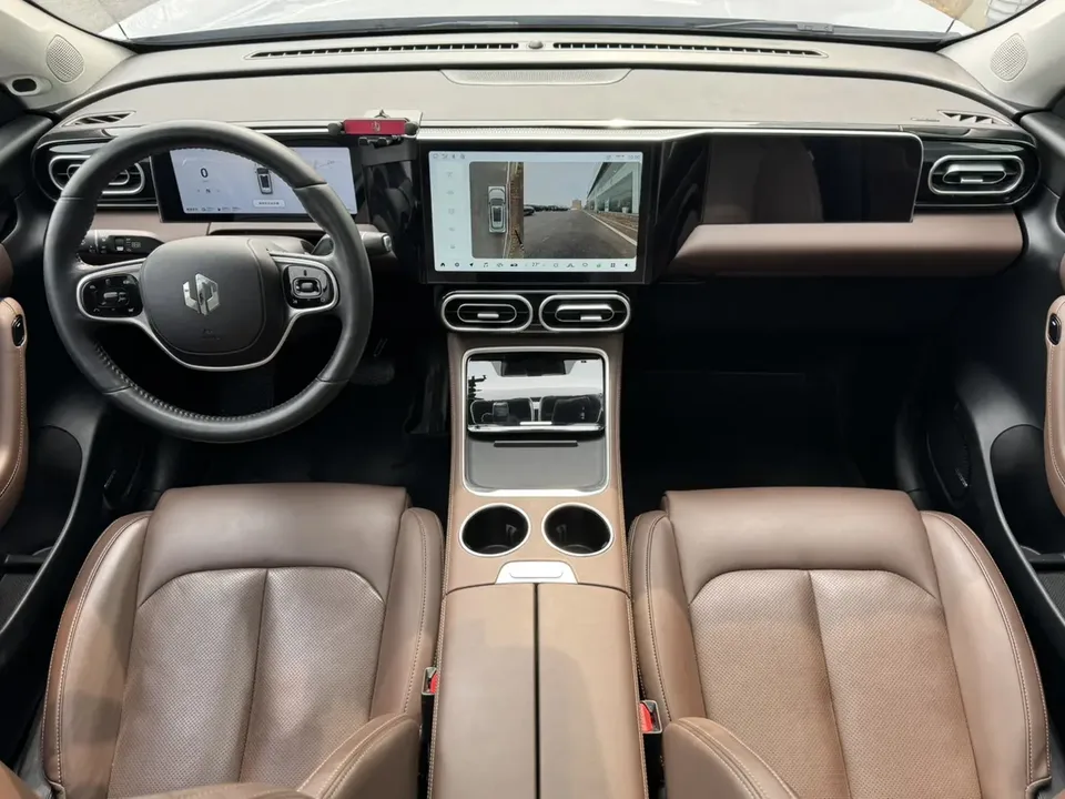 Leapmotor Zero running C11 Extended Range 300 Comfort Edition 2024 — миниатюра 2