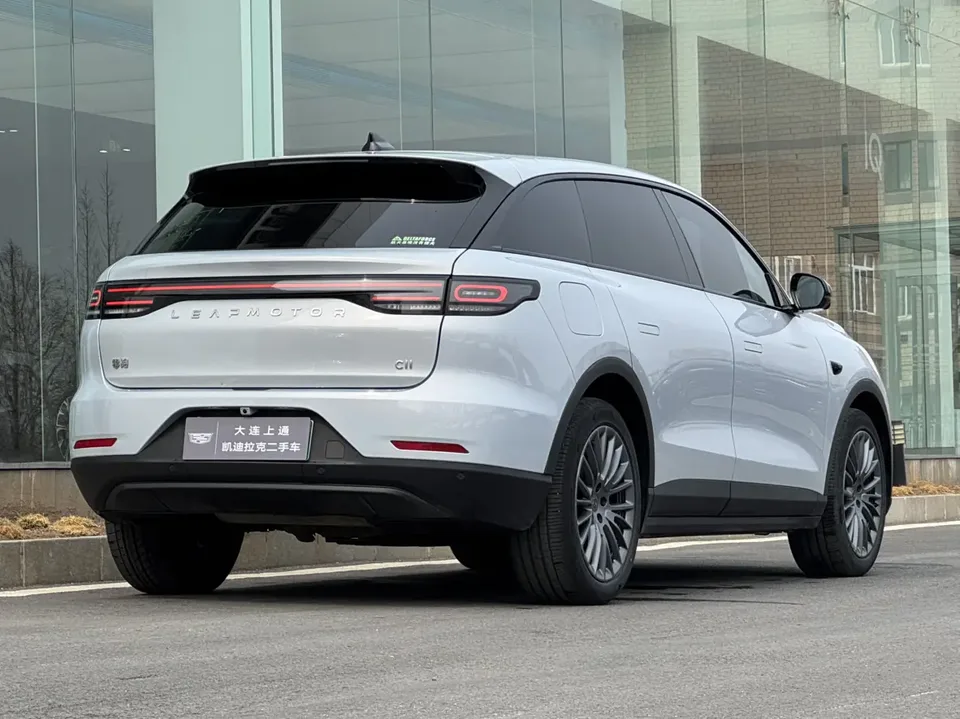Leapmotor Zero running C11 Extended Range 300 Comfort Edition 2024 — миниатюра 4