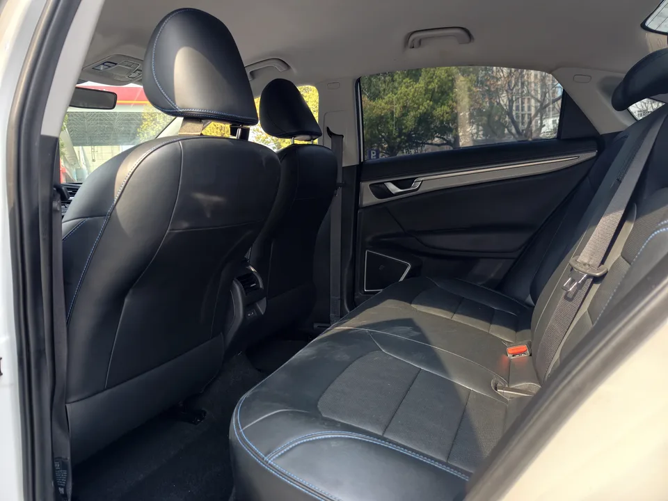 Geely Emgrand EV Emgrand EV 2022 Pro Rental Edition LiFePO4 2024 — thumbnail 4