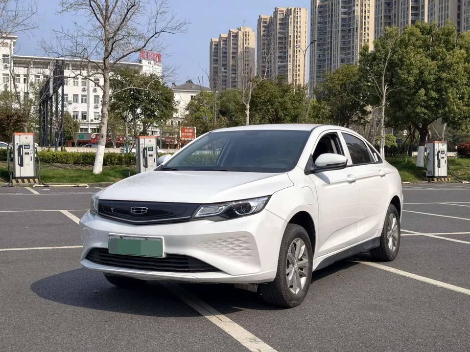 Geely Emgrand EV Emgrand EV 2022 Pro Rental Edition LiFePO4 2024 — photo 1, buy with delivery to Moscow