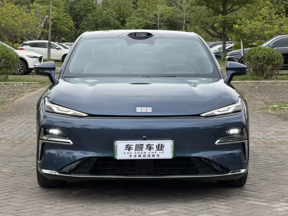 Geely Galaxy Star 8 PHEV 2025