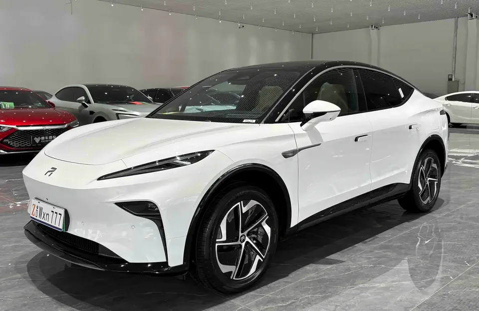 Rising Auto Feifan R7 2025