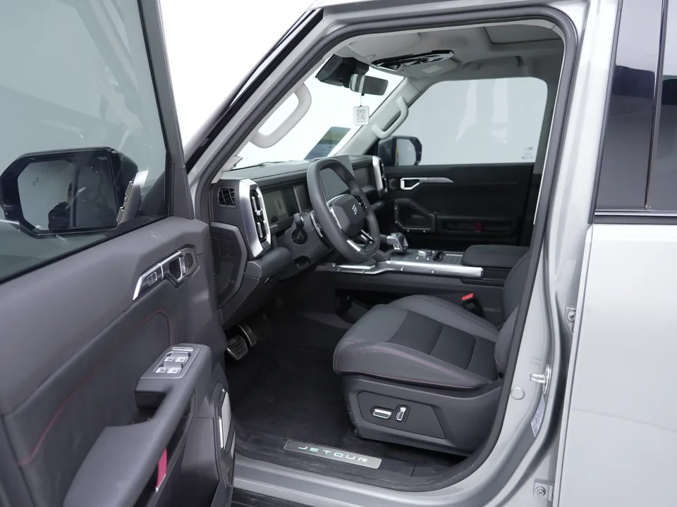 Jetour Jet Traveler 2.0TD 4WD Conquest 2024 — миниатюра 5