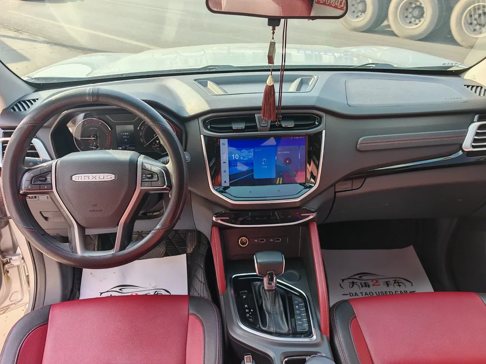 Datong Maxus T70 2.0T diesel automatic two-wheel drive Australian version long box 2023 — миниатюра 4