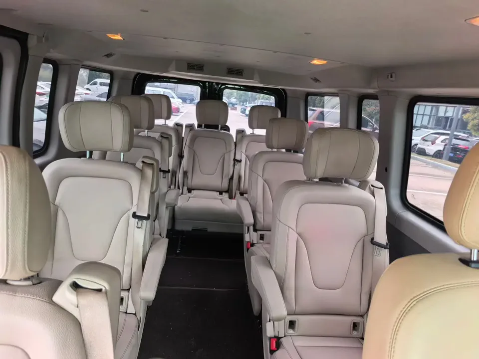 Datong Xintu V80 Xintu V80 2023 PLUS 2.0T 6-speed manual business travel long axis mid-top 9 seats (four rows) 2023 — thumbnail 3