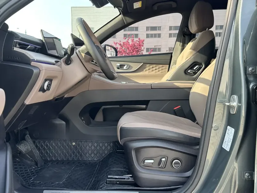 Chery Fengyun T8 1.5T 130km Premium Edition 2025 — миниатюра 4