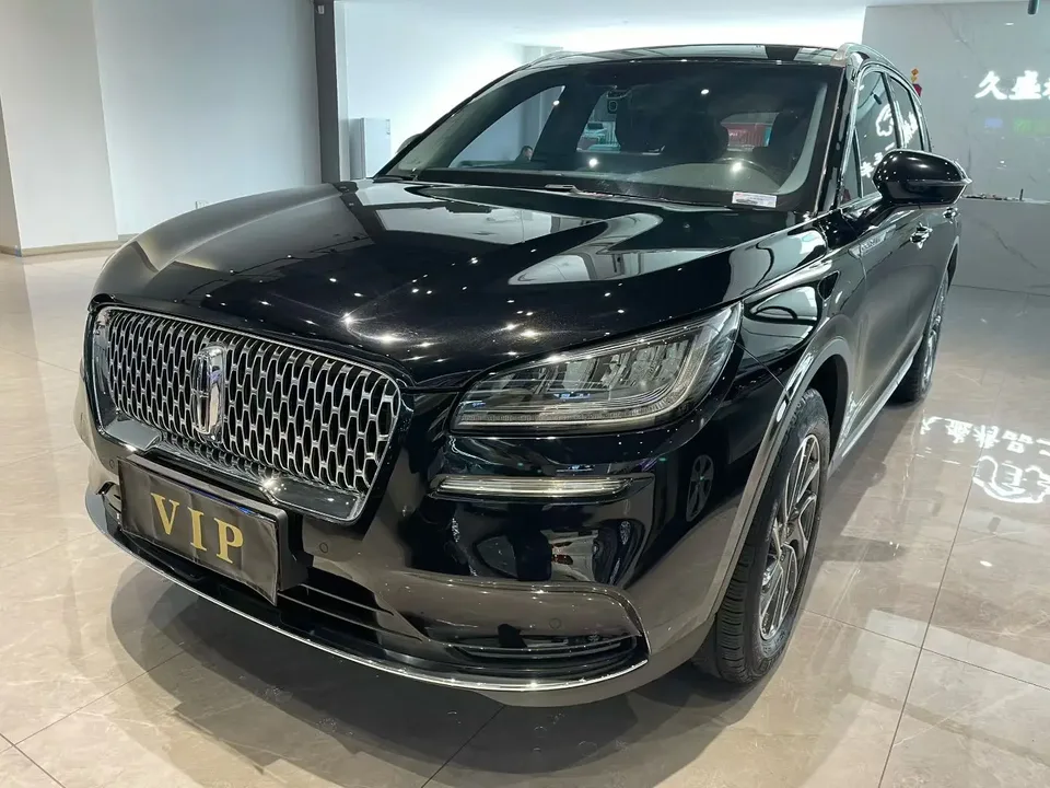Lincoln Adventurer 2023