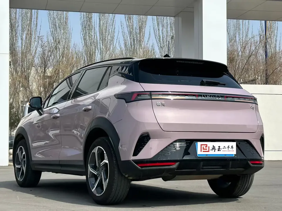 Lynk & Co 06 Lynk & Co 06 2025 Renew 1.5T Halo 2025 — миниатюра 4