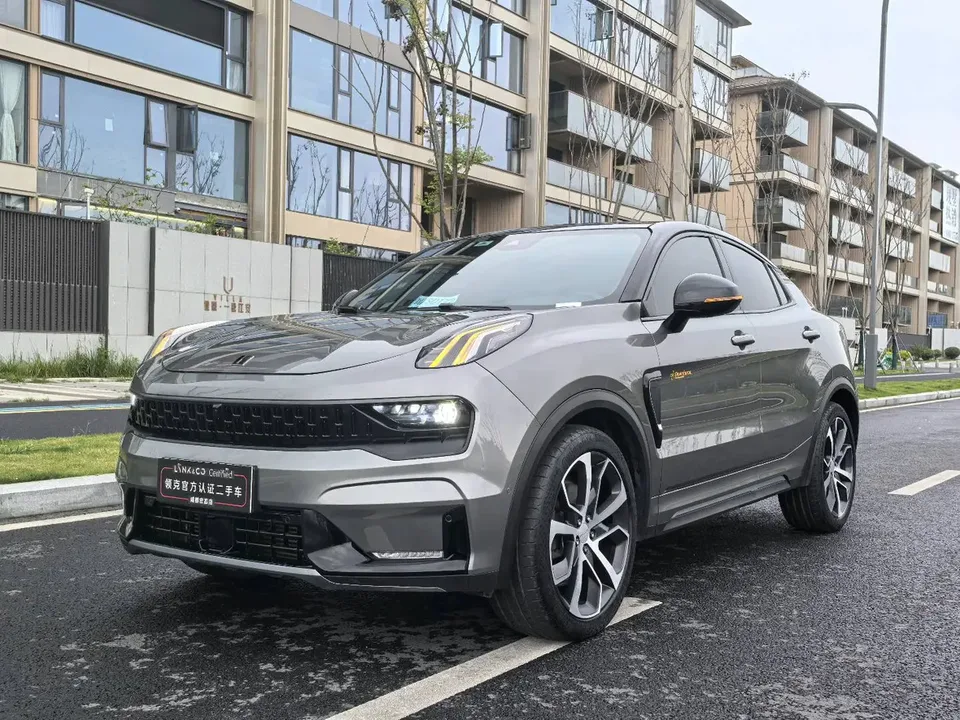 Lynk & Co 05 2022
