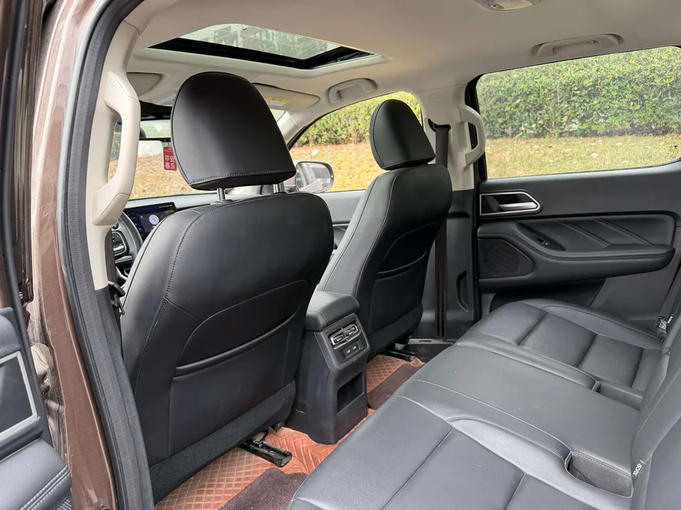 Great Wall gun Passenger Version 2.0T Diesel Automatic 2WD Comfort Type GW4D20M 2024 — миниатюра 3