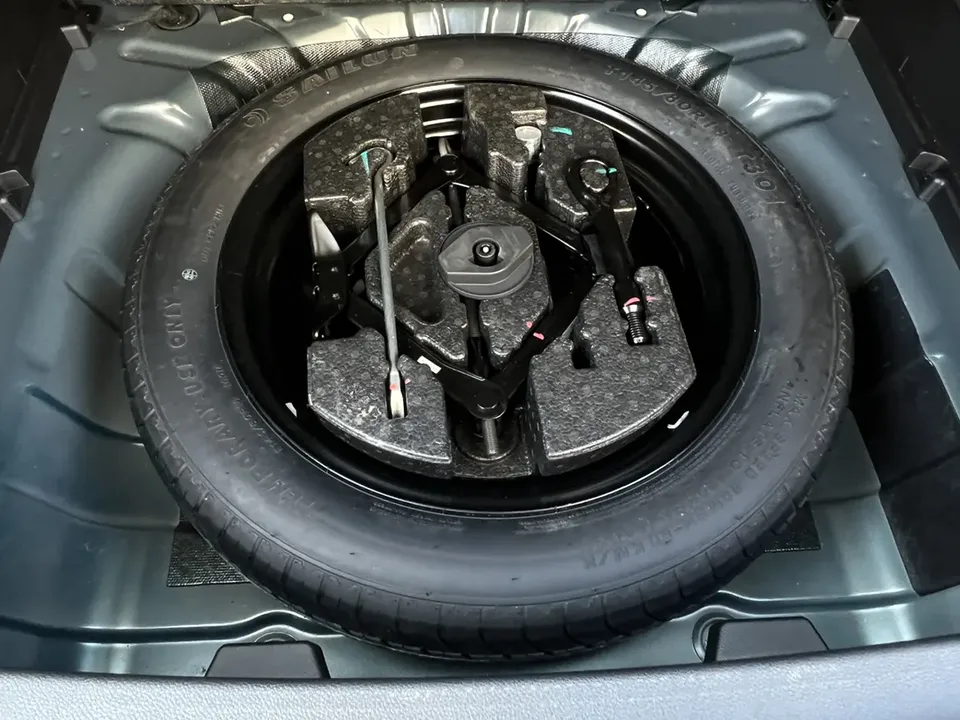 Exeed TXL Xingtu Lingyun 2025 300T 2WD King Edition 2025 — миниатюра 3