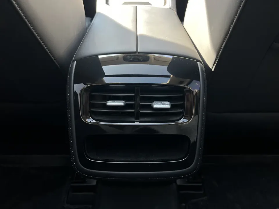 Exeed TXL Xingtu Lingyun 2025 300T 2WD King Edition 2025 — миниатюра 5