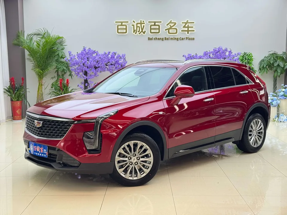 Cadillac XT4 2025