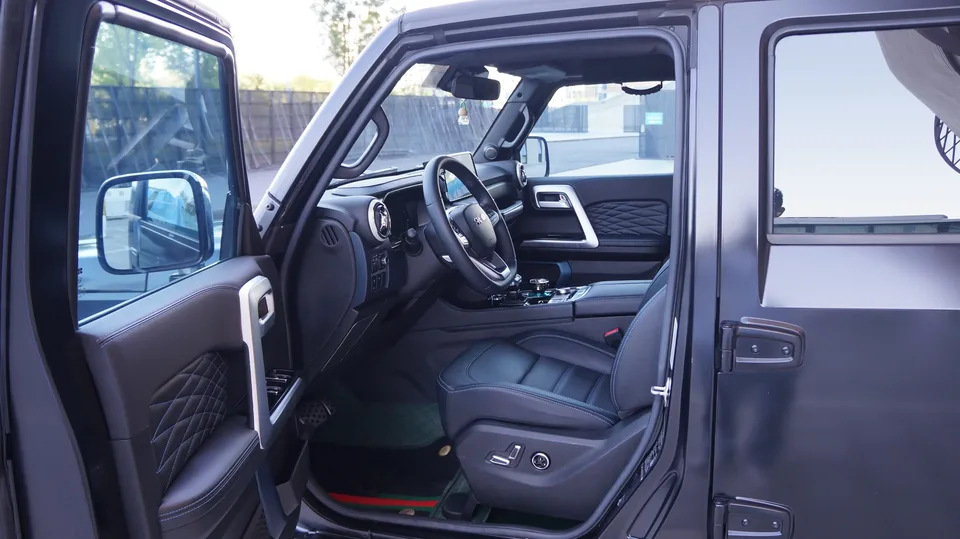 BAIC Beijing Off-road BJ40 Beijing Off-road BJ40 2023 2.0D Automatic 4WD Blade Hero Edition Knight Edition 2023 — миниатюра 3