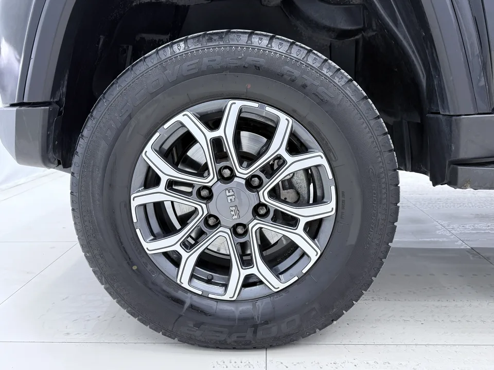 BAIC Beijing Off-road BJ40 2.0T Automatic 4WD City Hunter Glory Edition 2025 — миниатюра 3