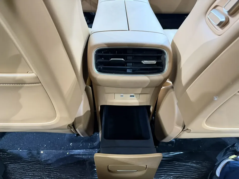 Dongfeng Fengshen L8 PHEV 185KM Dream Edition 2025 — миниатюра 5
