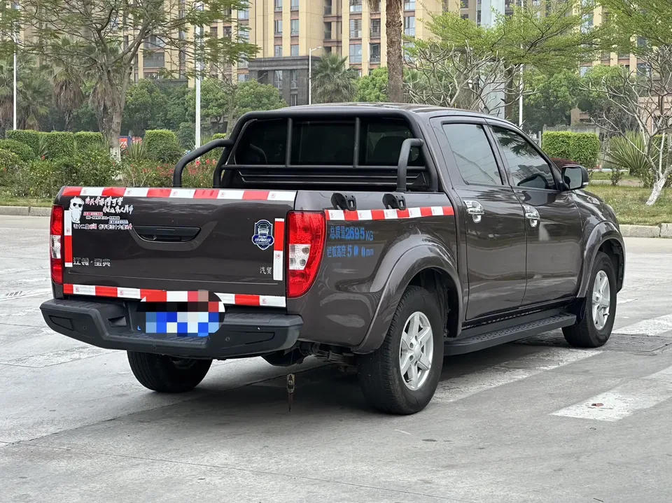 Jiangling Bible 2.5T Manual Diesel Two-wheel Drive Comfort Edition Standard Axle 2024 — миниатюра 4