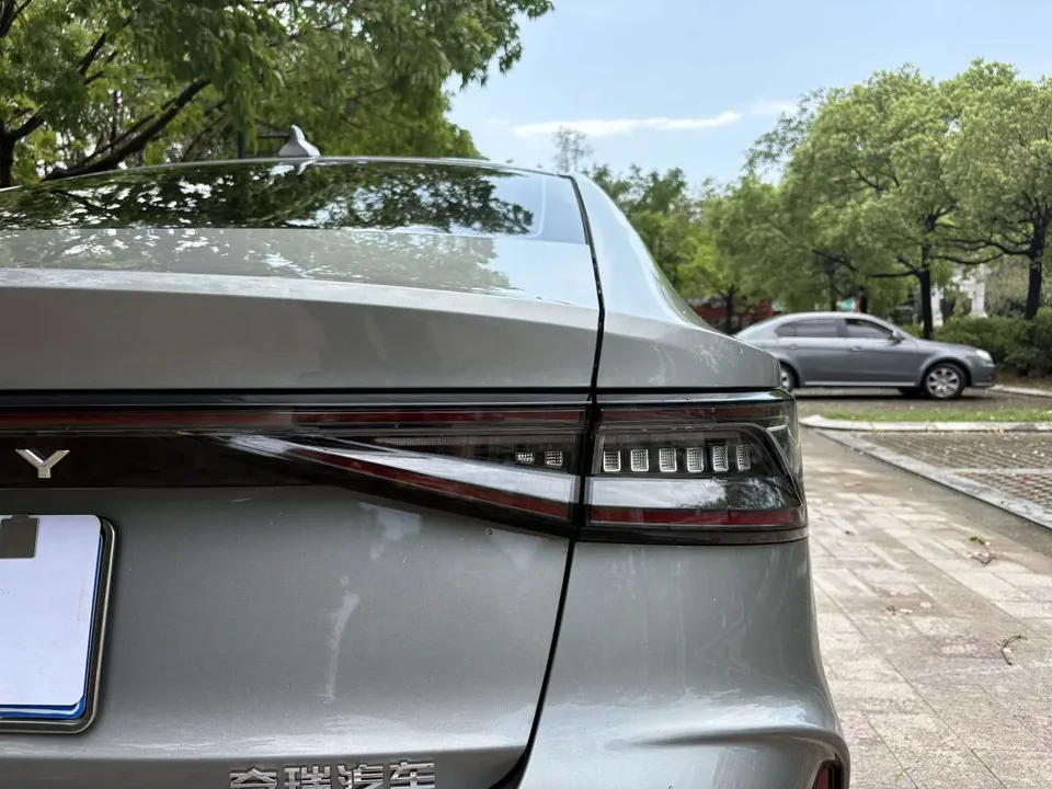 Chery Arrizo 8 1.6TGDI DCT Intelligent 2024 — миниатюра 3
