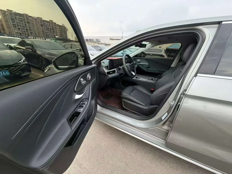 Chery Arrizo 8 1.6TGDI DCT 2023 — миниатюра 4