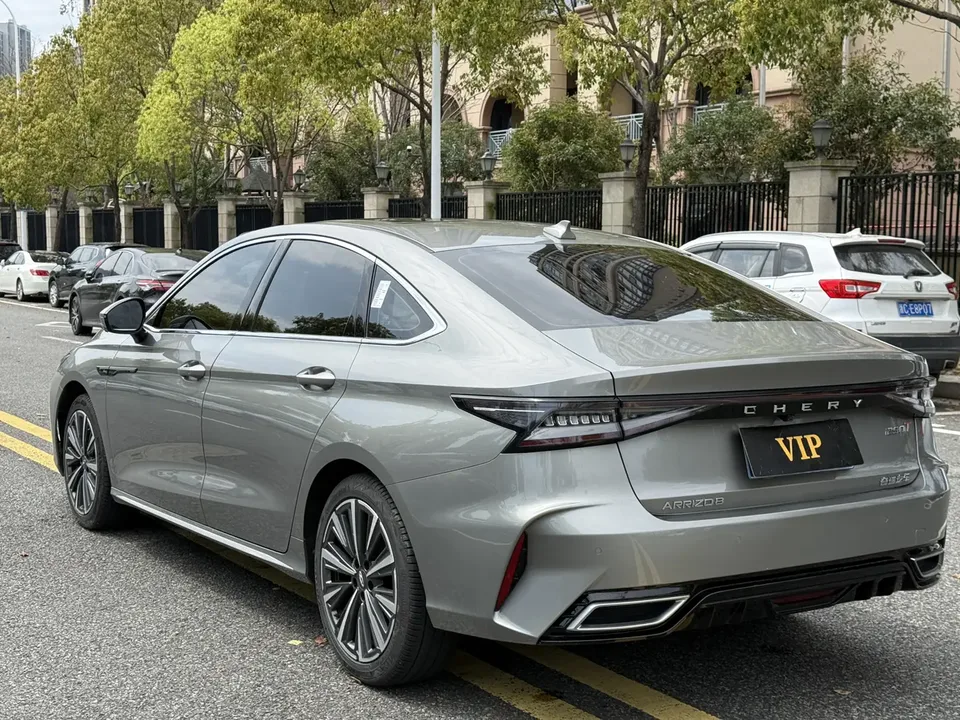 Chery Arrizo 8 1.6TGDI DCT 2023 — миниатюра 4