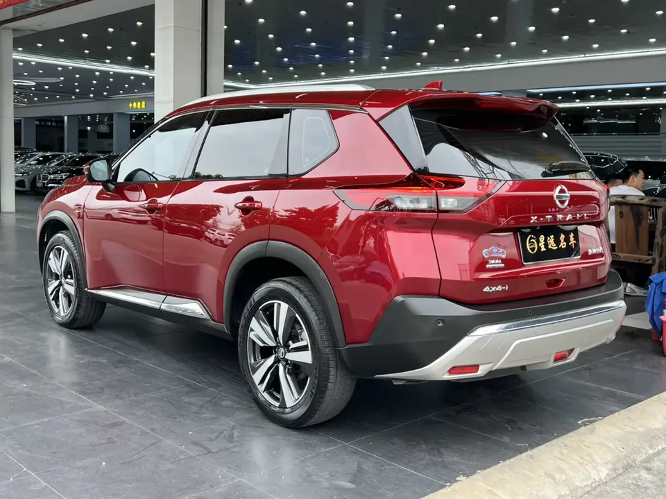 Nissan X-Trail VC-Turbo 300 CVT 4WD Extreme Edition 2023 — миниатюра 2