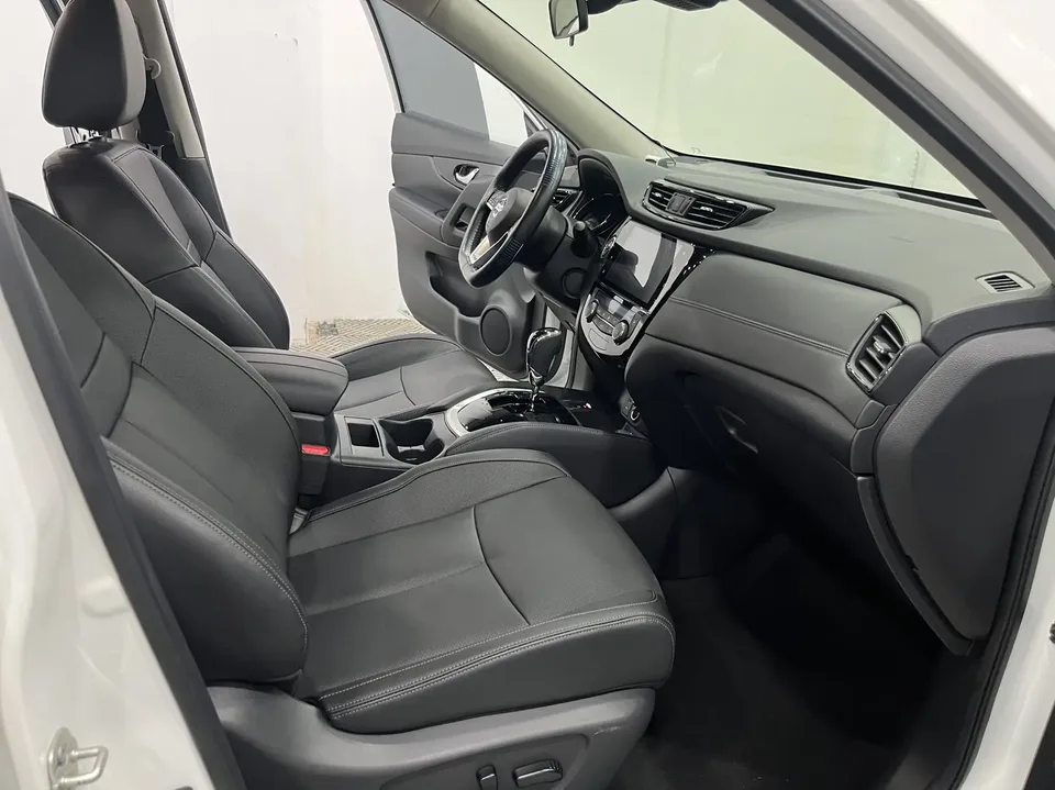 Nissan X-Trail Qijun 2022 X-Trail 2022 2.0L 2WD Intelligent Link Premium Edition 2023 — thumbnail 5