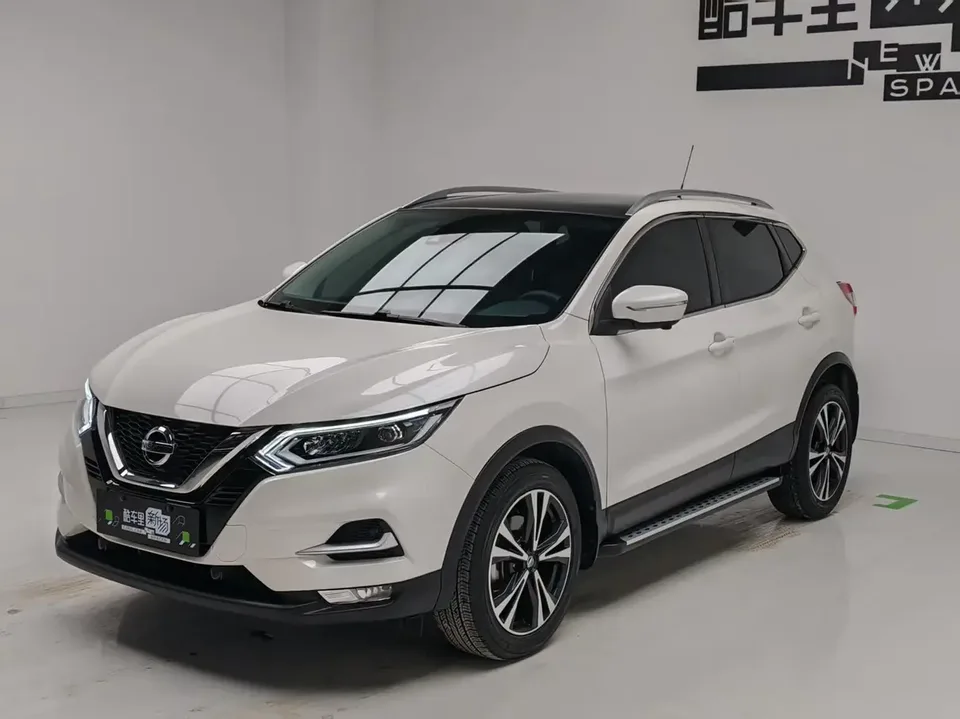 Nissan Qashqai Qashqai 2022 2.0L XV Prem. Deluxe Edition 2023 — фото 1, купить с доставкой в Москву