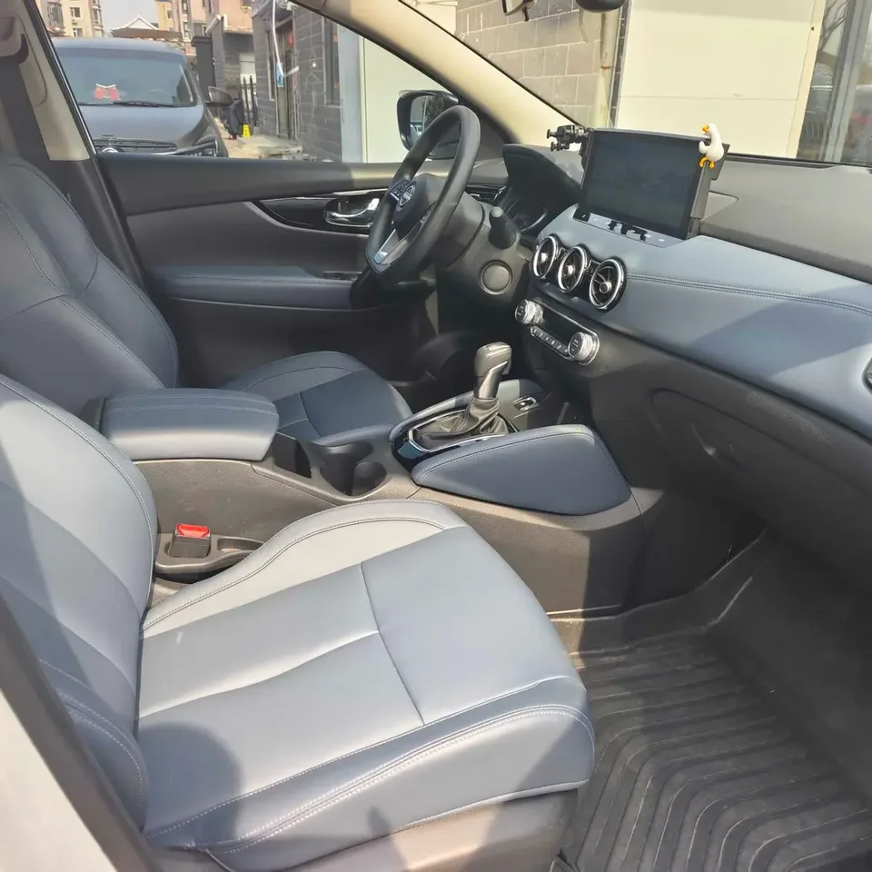 Nissan Qashqai Qashqai 2025 Honor 2.0L CVT XV True Heart Edition 2025 — миниатюра 5