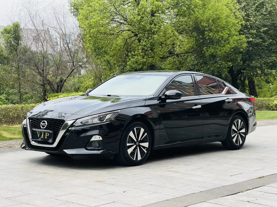 Nissan Altima Teana 2021 2.0L XL Comfort Edition 2022 — фото 1, купить с доставкой в Москву