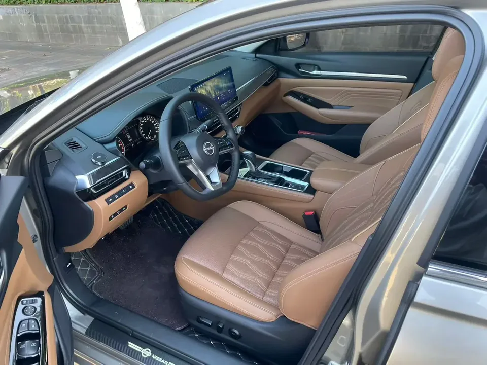 Nissan Altima Teana 2022 2.0L XE Pure Edition 2023 — thumbnail 3