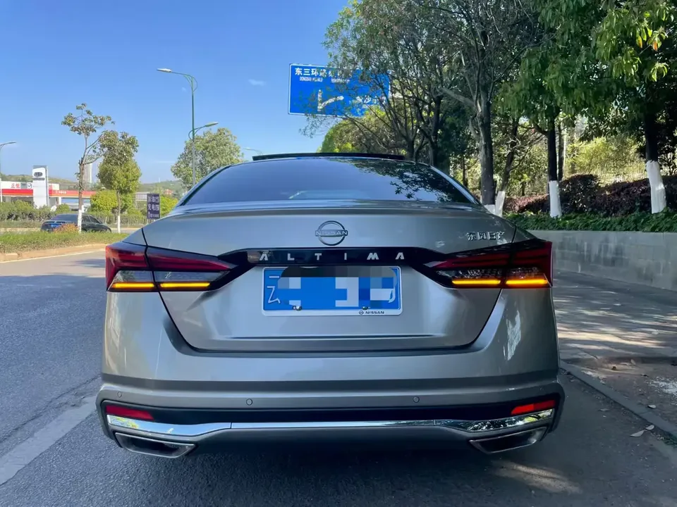 Nissan Altima Teana 2022 2.0L XE Pure Edition 2023 — thumbnail 4